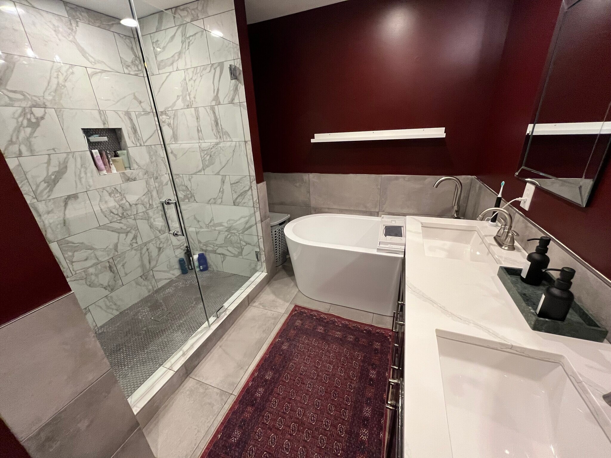 Master bathroom - 2627 Campbell St