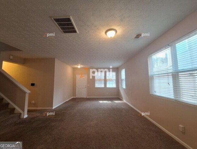 Building Photo - 5604 Sable Way