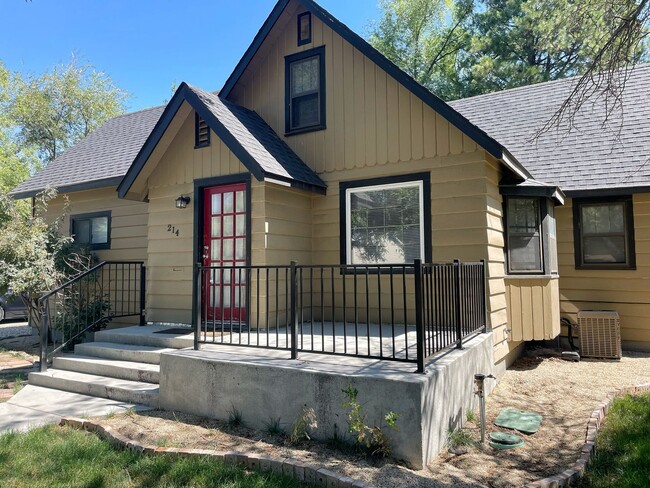 Primary Photo - 4 bd/2 ba in Depot Bench