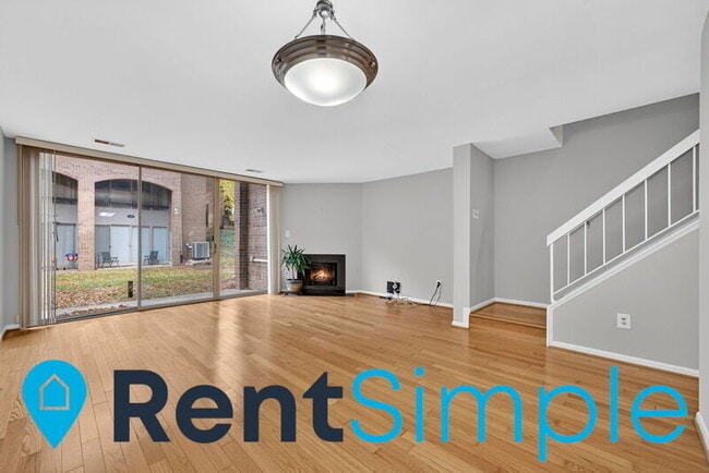 Building Photo - 1673 S Hayes St