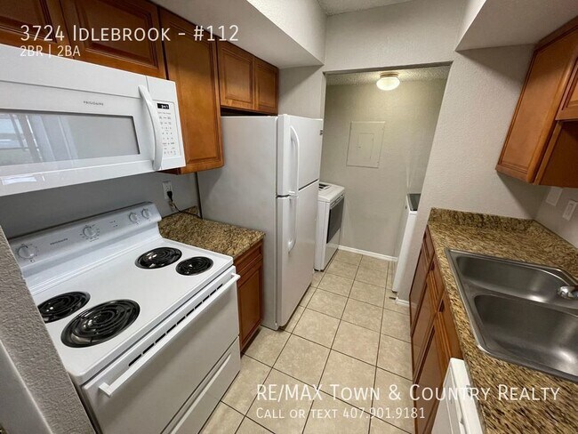 Building Photo - 3724 Idlebrook-#112