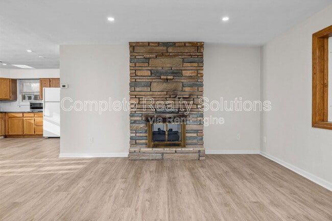 Building Photo - 1503 Wexford Ave