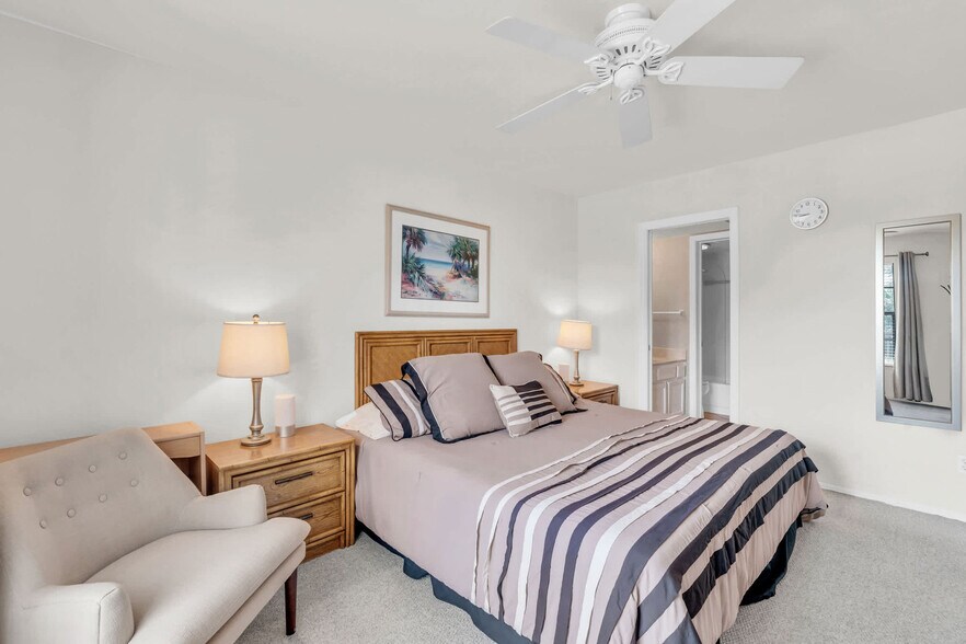 Building Photo - 600 Neapolitan Way