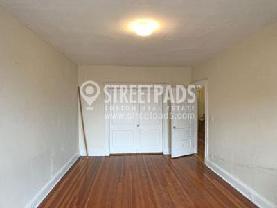 Building Photo - 3 bedroom in Boston MA 02135