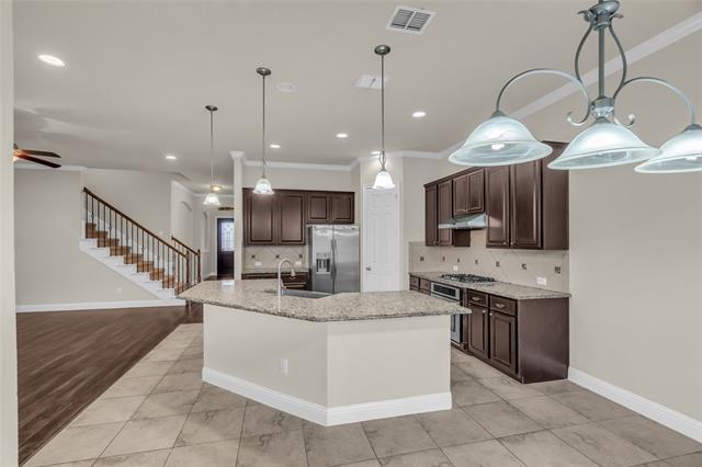 Building Photo - 6801 Cambridge Dr