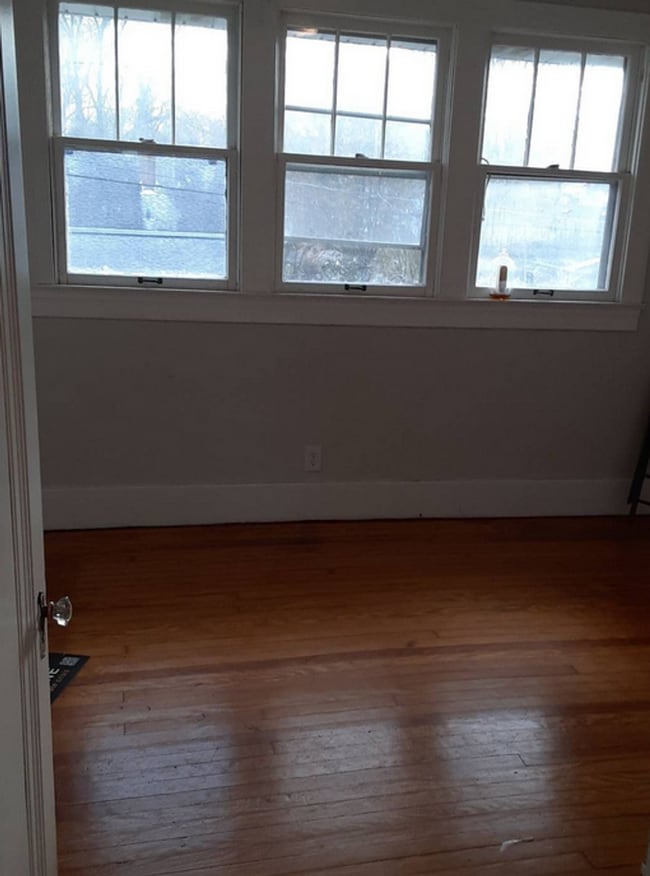 Building Photo - 2BR/2BA house