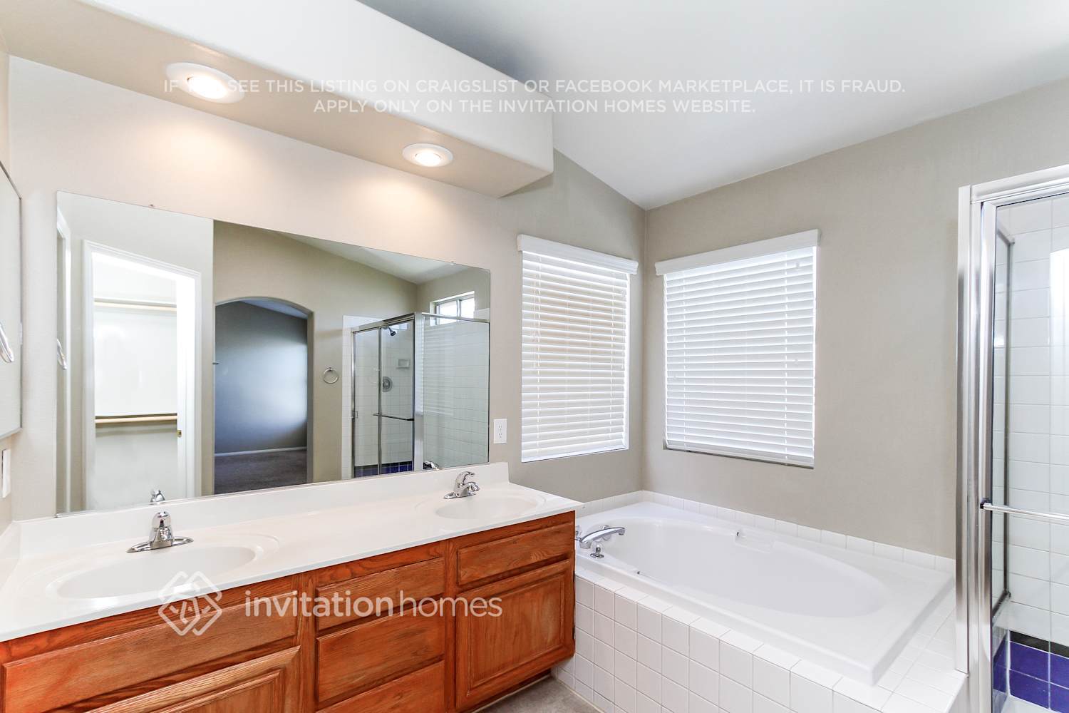 Building Photo - 512 Calypso Dr