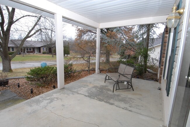 Building Photo - St Peters Area