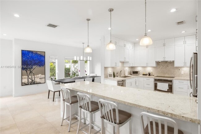 Building Photo - 8600 SW 139th Ter