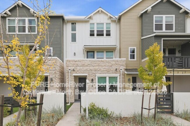 Building Photo - 259 Gambrel Cir