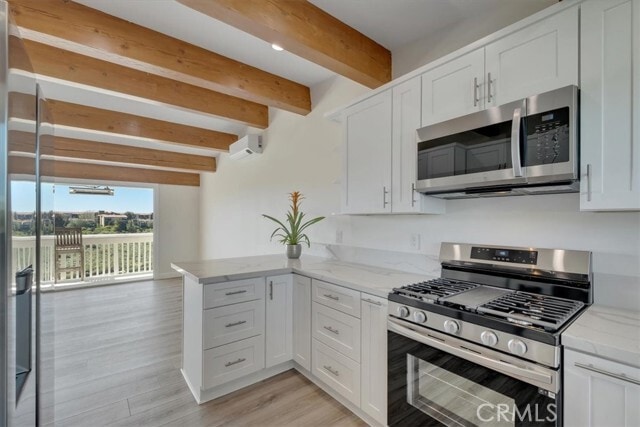 Building Photo - 745 Domingo Dr