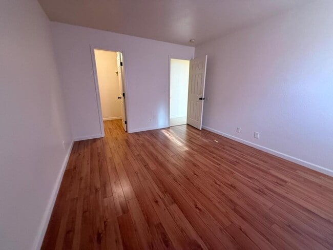 Building Photo - 1817 Piedmont Way