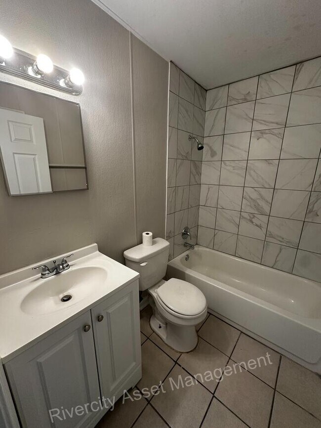 Building Photo - BEAUTIFUL HOME IN SEA ISLE OFF QUINCE!!!! ...