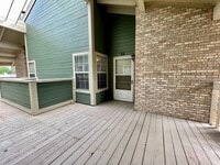 Building Photo - $0 DEPOSIT OPTION. BRIGHT AND AIRY TWO BED...