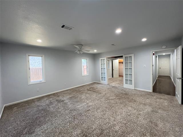 Building Photo - 1720 Plummer Dr