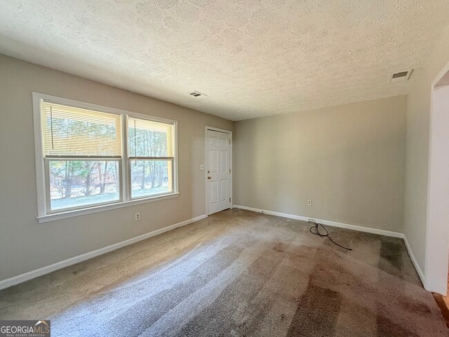 Building Photo - 13 Hearthwood Ct