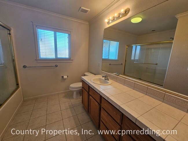 Building Photo - 3875 Meadow Oak Way