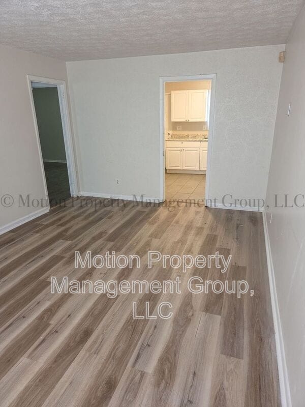 Building Photo - 1595 Carlisle St NW