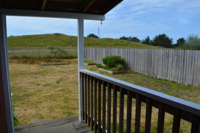 Building Photo - Very Cute Beach Cabin! Between Eureka & Arcata, 2 bedroom home with spacious yard