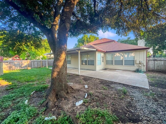 Building Photo - 1512 Suzi Ln