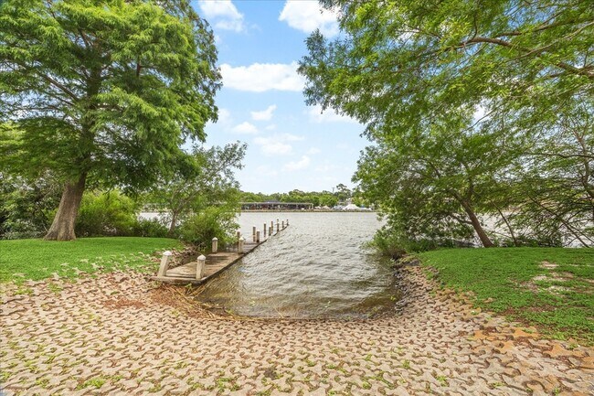 Building Photo - 18617 Egret Bay Blvd