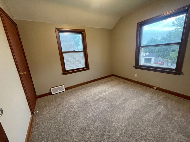Building Photo - 3712-3714 N 51st Blvd. (Duplex)