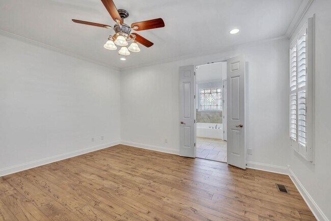 Building Photo - Stunning rental home on a premium lot in s...