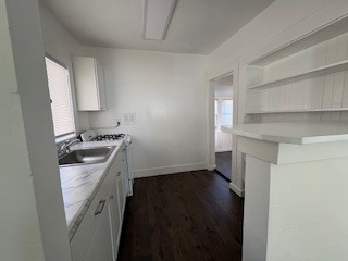 Kitchen - 2010 Alhambra Ave