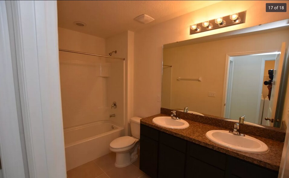 Building Photo - 1014 Ashentree Dr