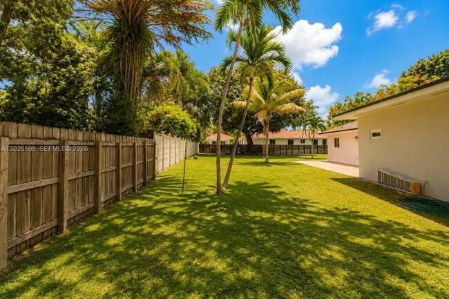 Building Photo - 9421 SW 150th St
