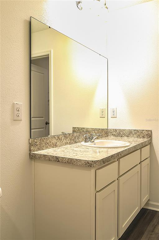 Building Photo - 38061 Elby Ln