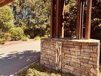 Building Photo - 2bd/1ba Kirkland Condo