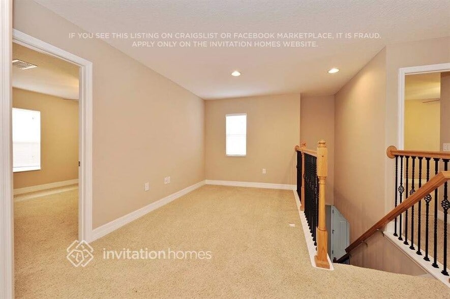 Building Photo - 317 Alfani St