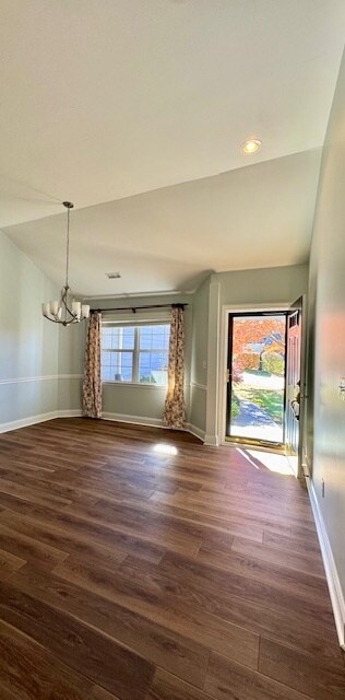 Building Photo - 50 Grove End Rd