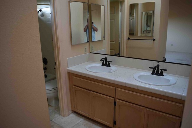 Building Photo - 2657 Cazadero Dr