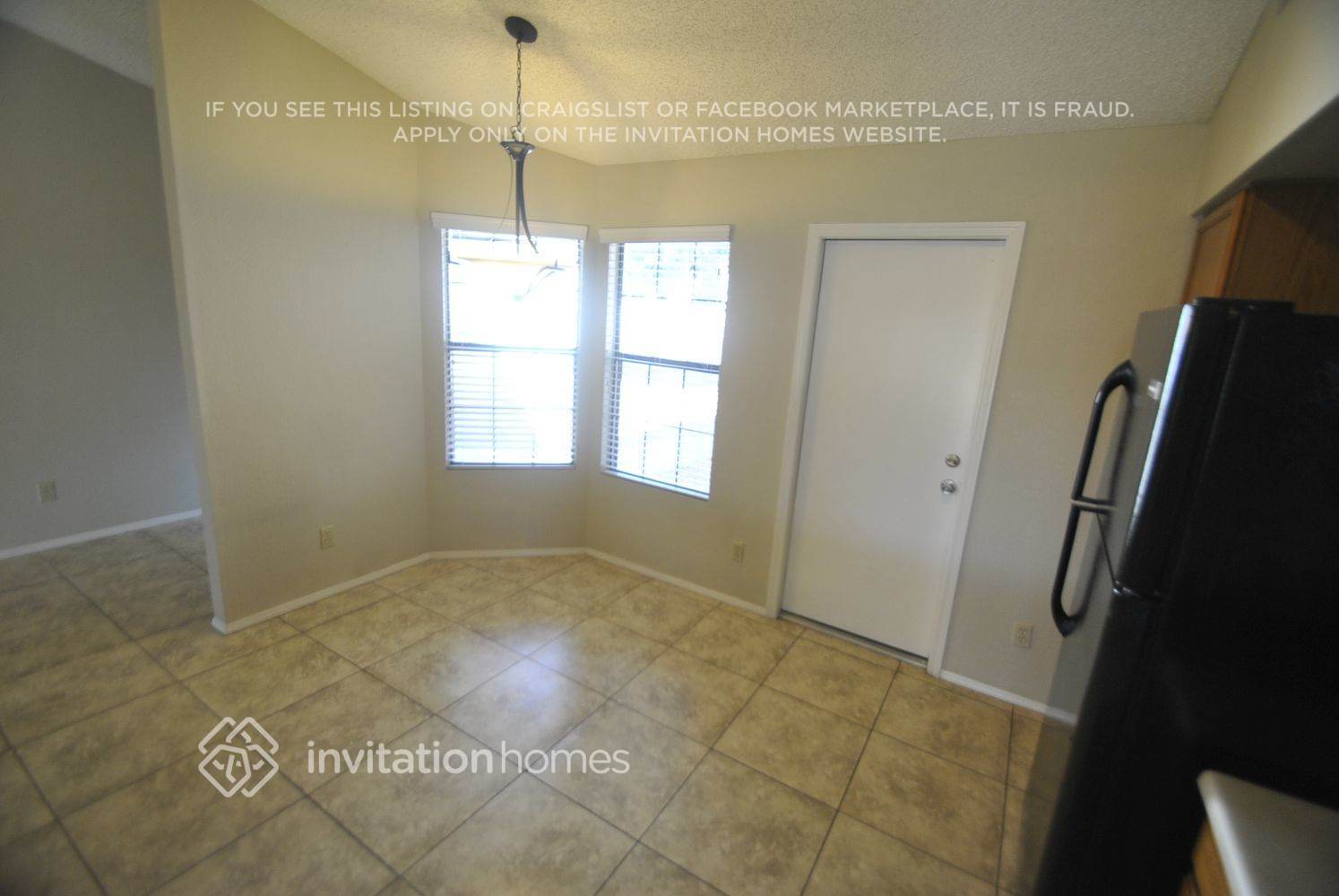 Building Photo - 8833 W Windsor Ave