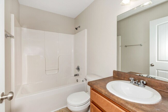 Building Photo - 101 Belle Haven Dr