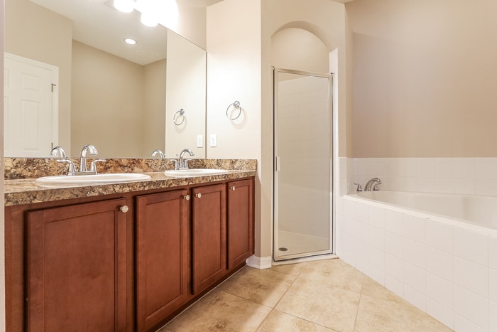 Building Photo - 30664 Satinleaf Run