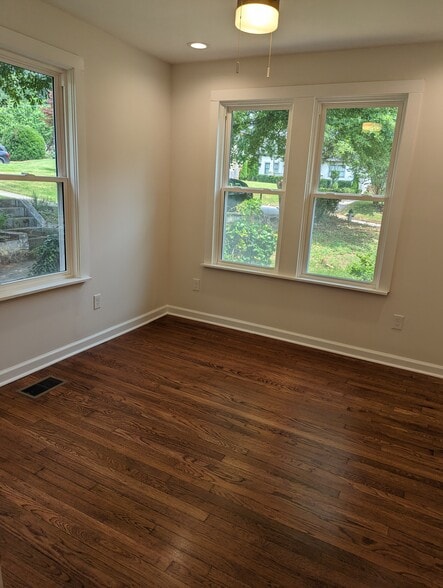 Building Photo - 435 Chevelle Ln