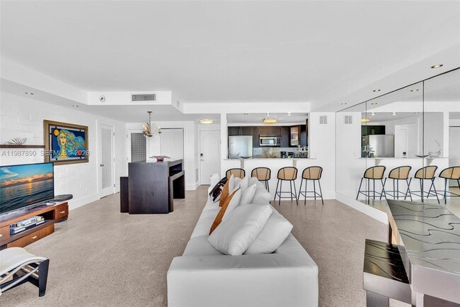 Building Photo - 4144 El Mar Dr