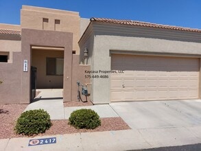 Building Photo - 2417 Cortina Manor