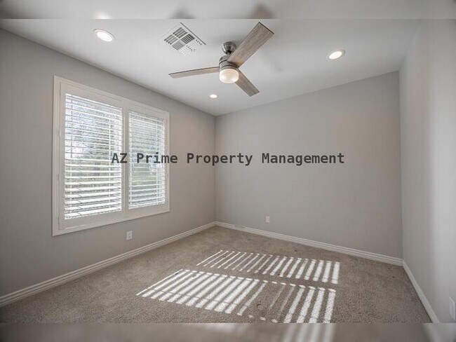 Building Photo - 2612 W Perola Dr