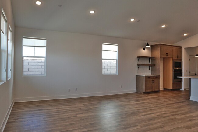 Building Photo - 84201 Novello Dr
