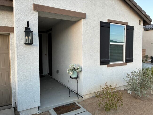 Building Photo - 42417 Lamporo Wy