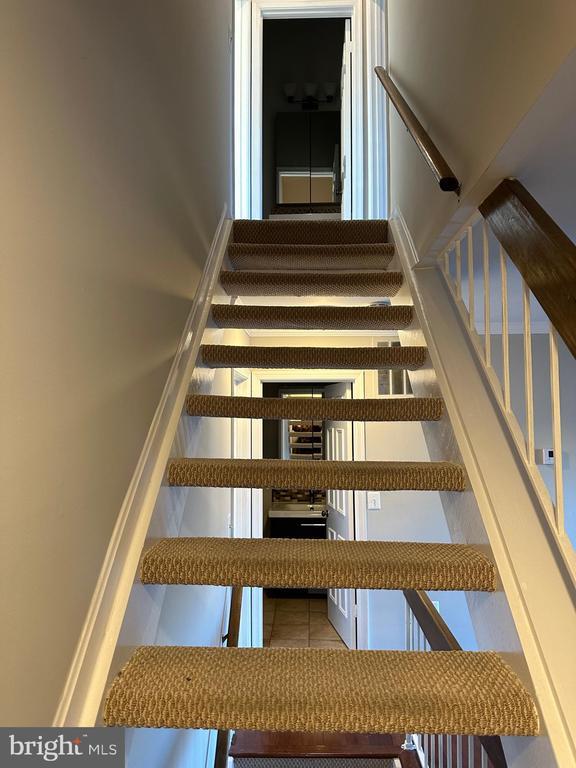 Building Photo - 10442 Storch Turn