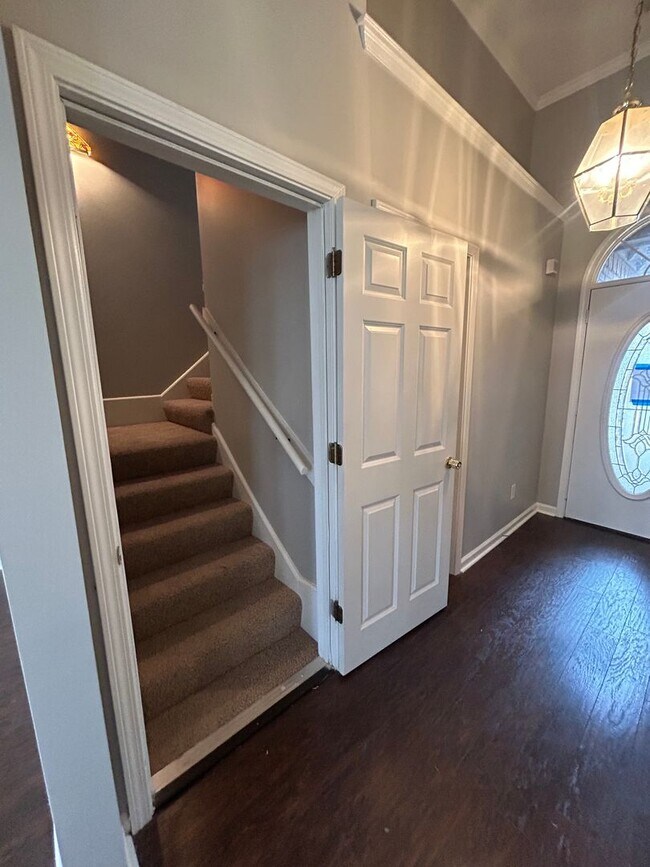 Building Photo - 9204 Acadia Pl