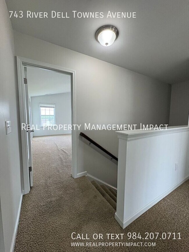 Building Photo - 743 River Dell Townes Ave.