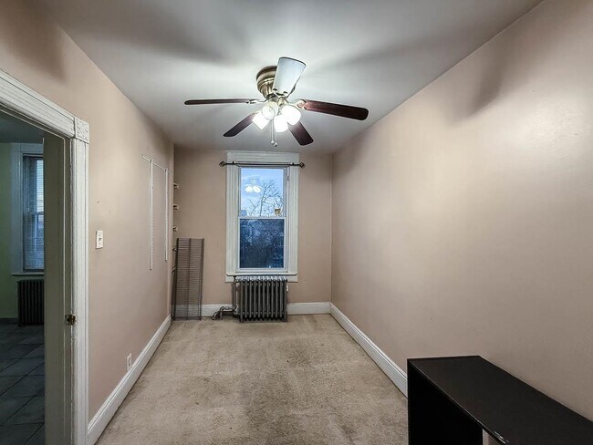 Building Photo - 47 Columbia Ave