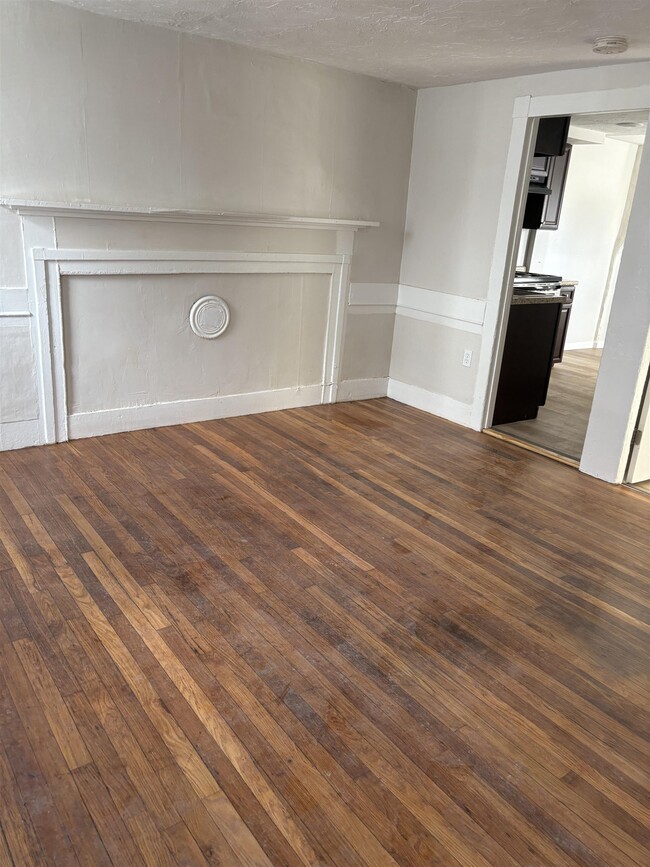 Building Photo - 7 Morrill St