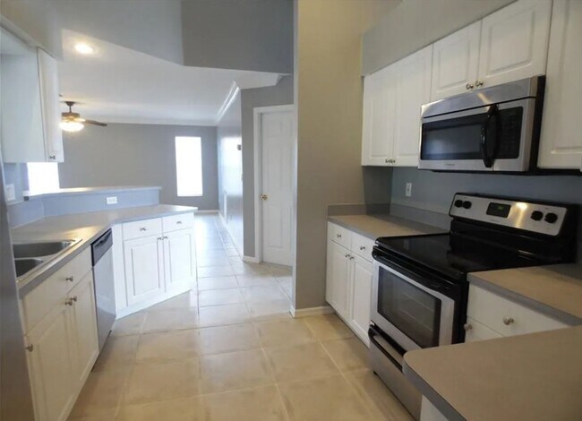 Building Photo - 709 Rue Labeau Cir